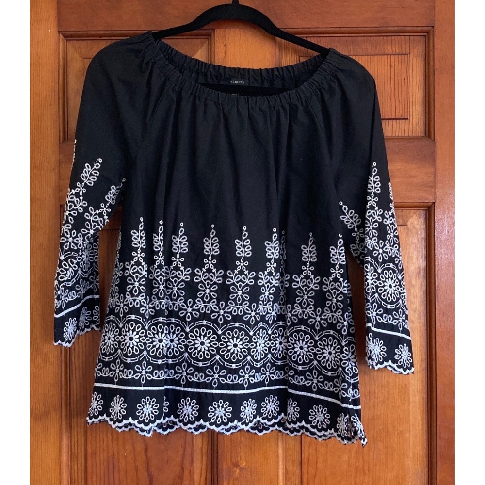 Talbots Womens Sz S Black Cotton Embroidered Eyelet Blouse Scalloped Peasant Top